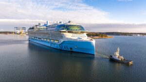 World's Largest Cruise Ship Has Twenty Decks, But Barely Any Of It Sits Below The Water