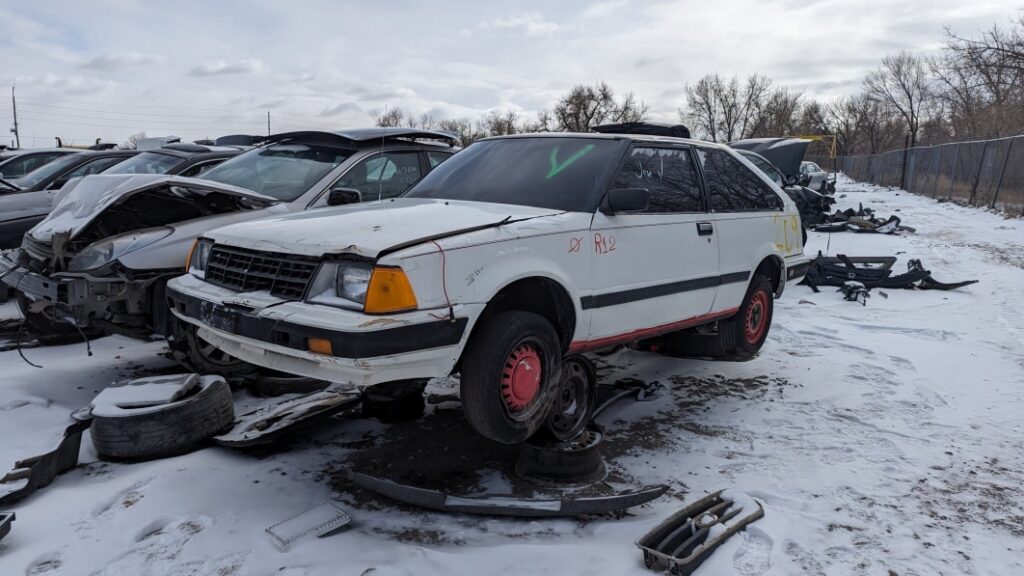 Junkyard Gem: 1982 Nissan Stanza XE 4-door hatchback