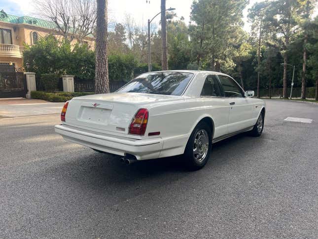 Image for article titled At $35,500, Could This 1995 Bentley Continental R Turbo Put Some Upper In Your Crust?