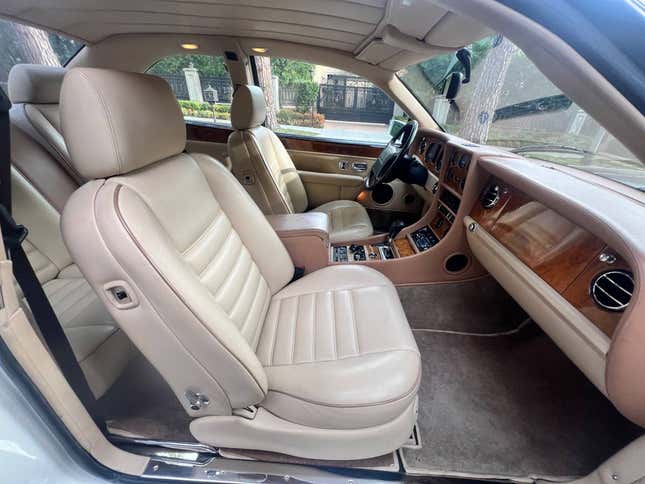 Image for article titled At $35,500, Could This 1995 Bentley Continental R Turbo Put Some Upper In Your Crust?