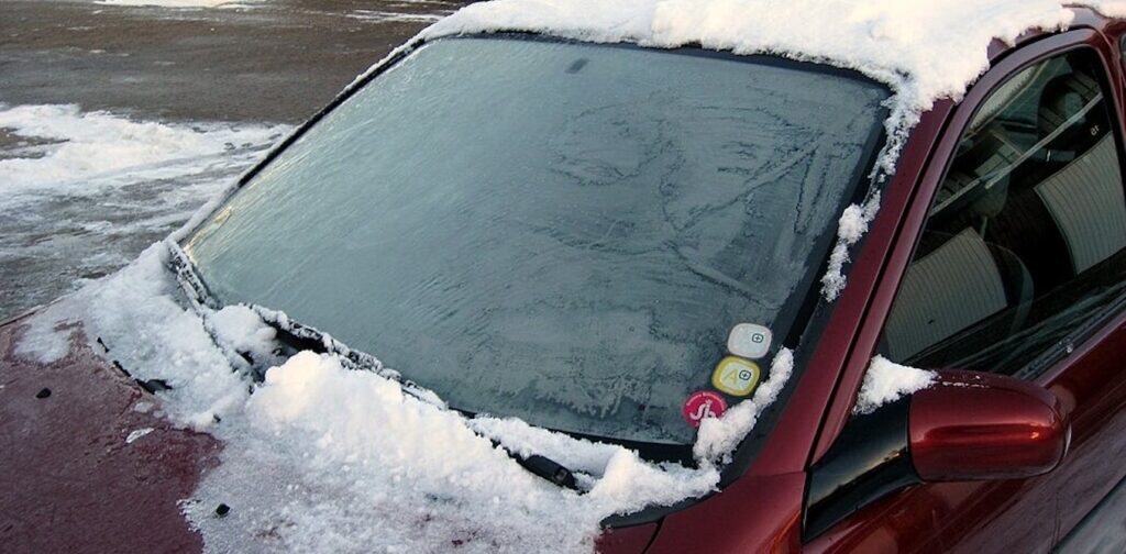 How can I get ice off my car? An engineer who studies airborne particles shares some quick and easy techniques