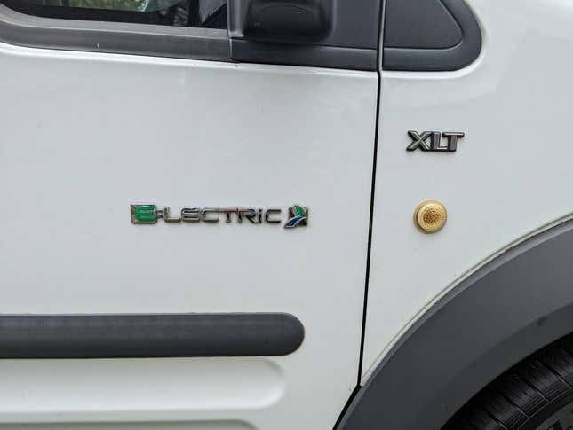 Image for article titled At $9,999, Will This Electric 2011 Ford Transit Connect Make A Connection?