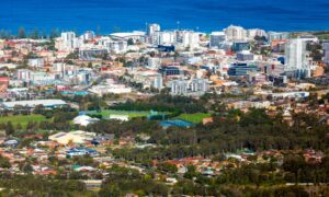 Wollongong flood recovery efforts spotlight insurance gaps