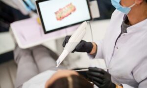 Dental care specialists embrace national dental plan, but dentists express concerns