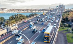 New Zealand Automobile Association hails new speed camera warnings