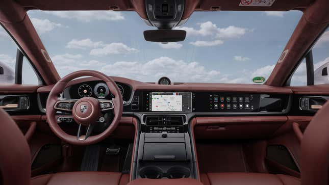 Red interior of a Porsche Panamera Turbo S E-Hybrid