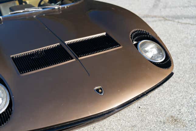 Front end of a brown Lamborghini Miura P400 S