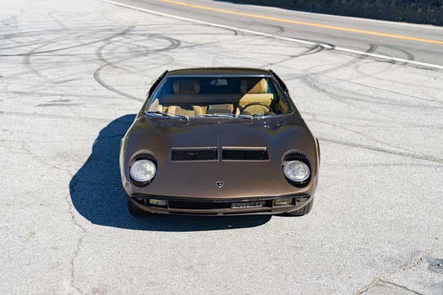 Front end of a brown Lamborghini Miura P400 S