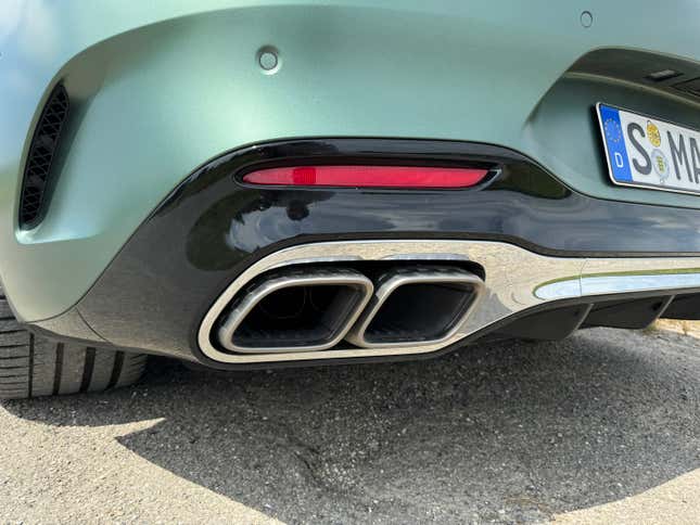 Exhaust tips of a matte green Mercedes-AMG SL63 S E Performance