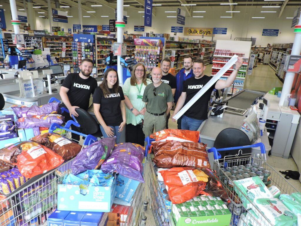 Thatcham’s Supermarket Sweep for West Berks Foodbank