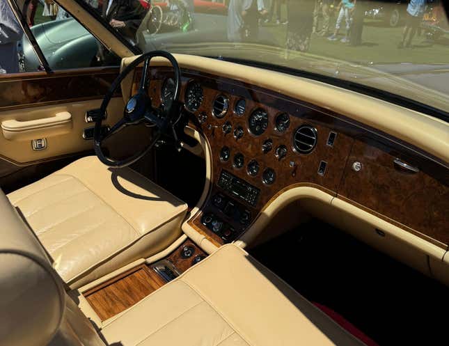 Dashboard of the red 1971 Rolls-Royce Phantom VI Frua All-Weather Cabriolet