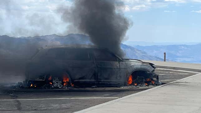 This SUV literally burst into flames at Dantes View.