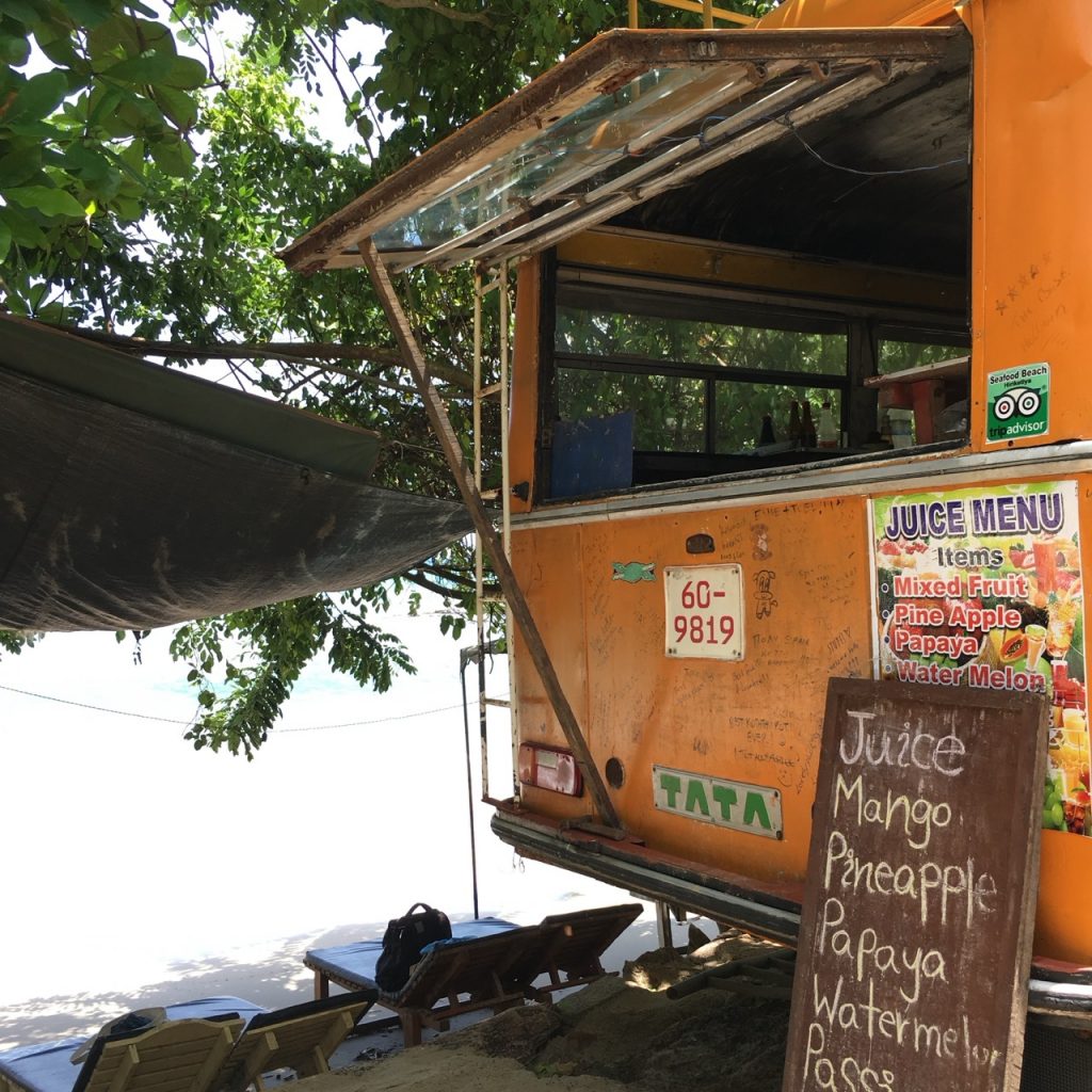 Image of food van Hiriketiya beach Sri Lanka © Kerry McCarthy