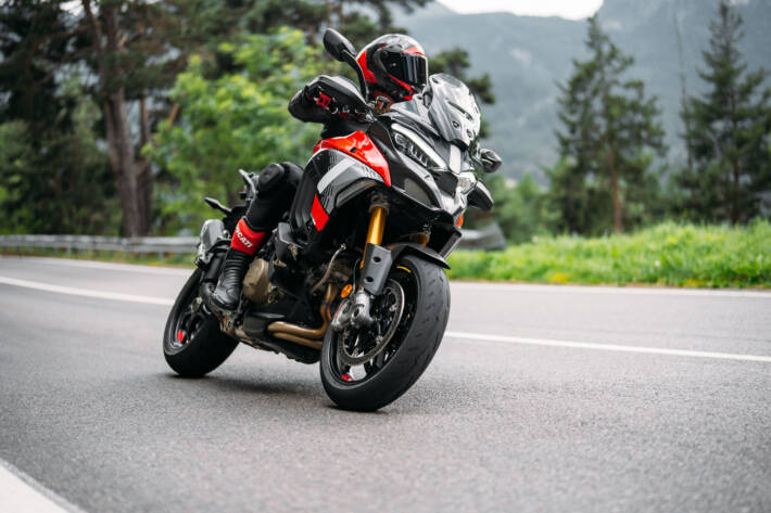 2025 Ducati Multistrada V4 Pikes Peak